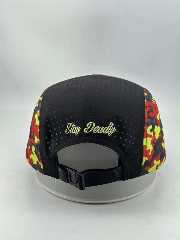 RUNNING HATS CAMO - back view