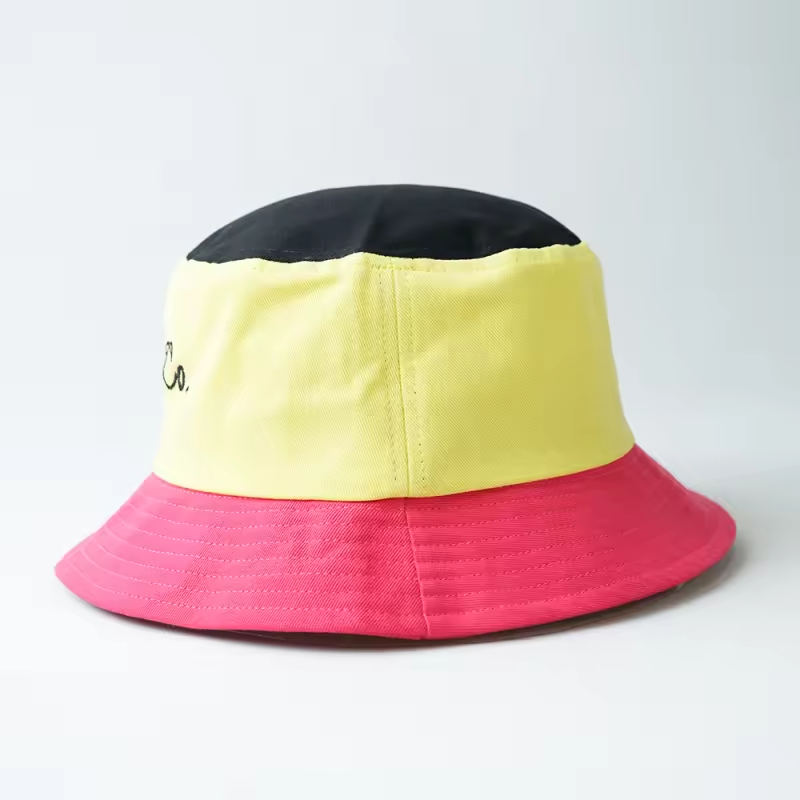 BUCKET HAT
